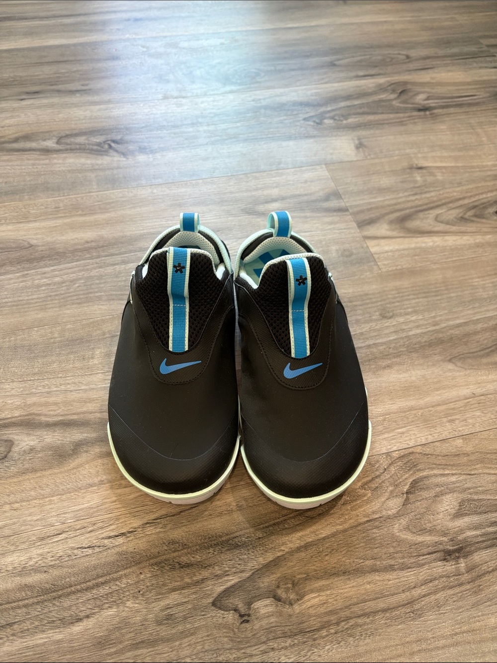 Nike Zoom Pulse Healthcare Worker Black Slip-On Sneakers with Light Blue Accents